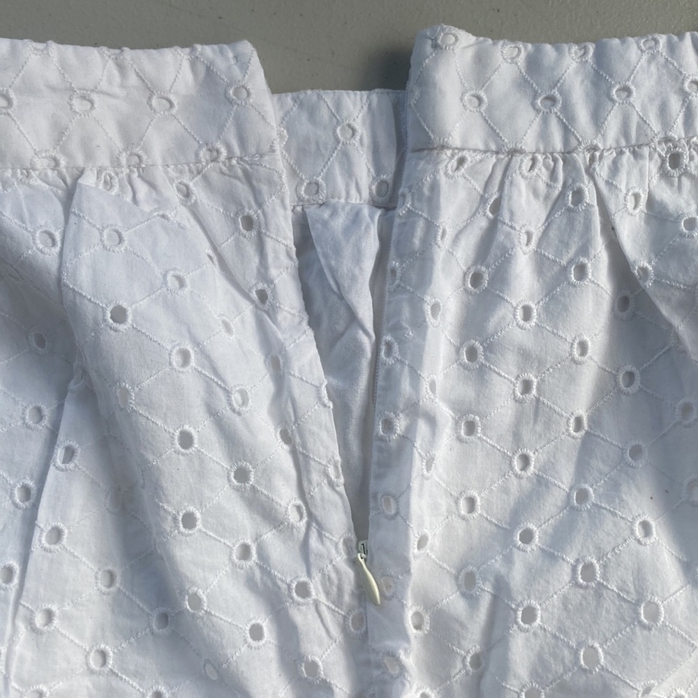 GAP White Eyelet Mini Skirt - Picture 5 of 12